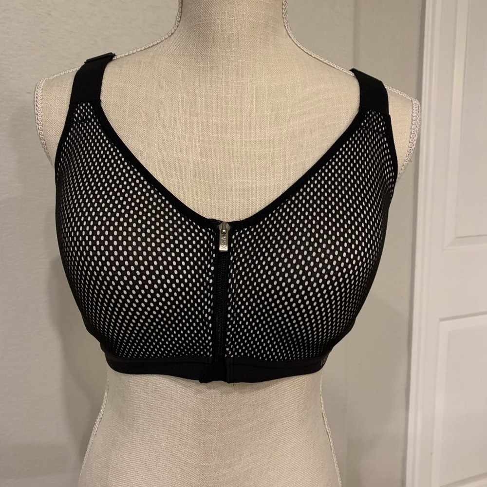 Victoria Secret Sports Bra